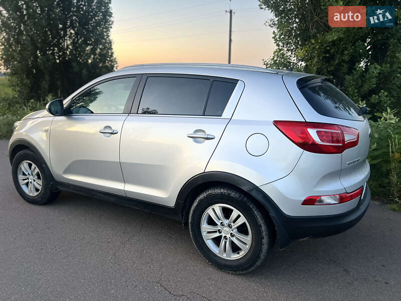 Позашляховик / Кросовер Kia Sportage 2013 в Борисполі