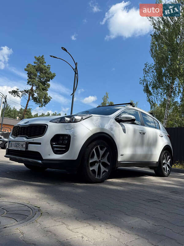 Внедорожник / Кроссовер Kia Sportage 2016 в Ирпене