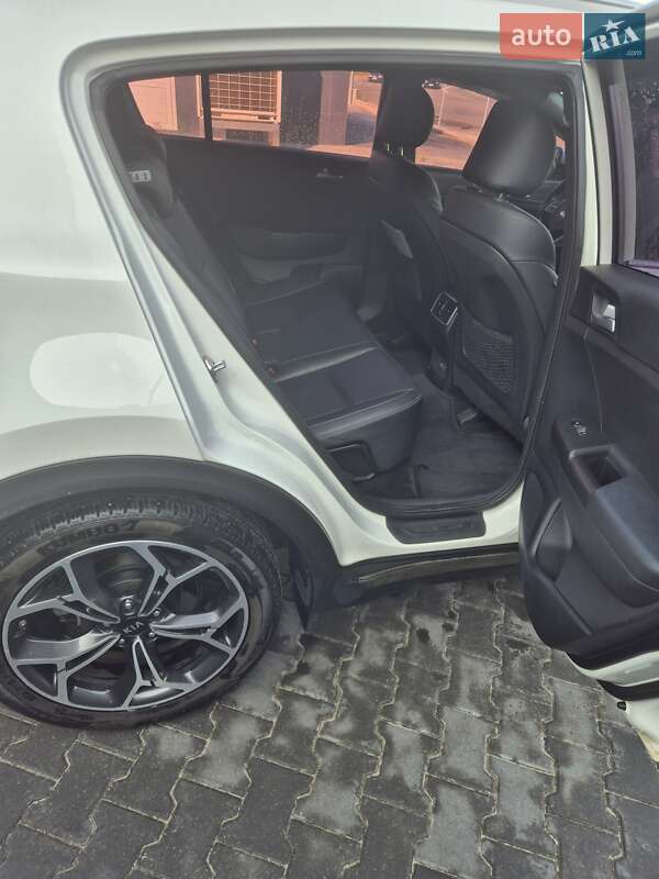 Внедорожник / Кроссовер Kia Sportage 2018 в Киеве