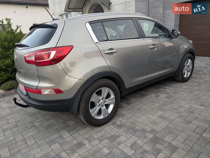 Внедорожник / Кроссовер Kia Sportage 2011 в Виннице