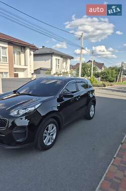 Внедорожник / Кроссовер Kia Sportage 2016 в Черкассах