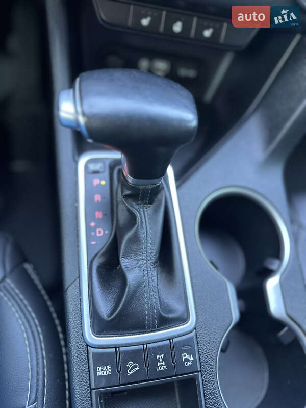 Позашляховик / Кросовер Kia Sportage 2017 в Києві