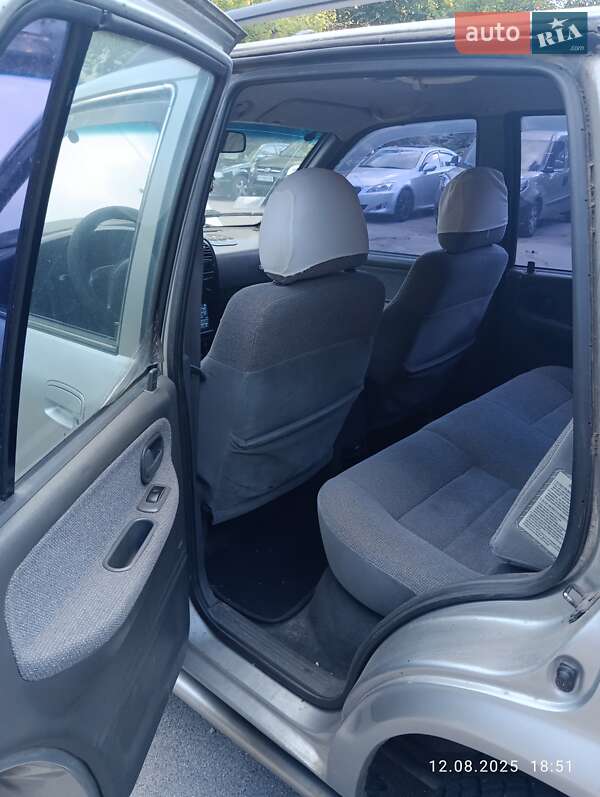 Внедорожник / Кроссовер Kia Sportage 2001 в Киеве