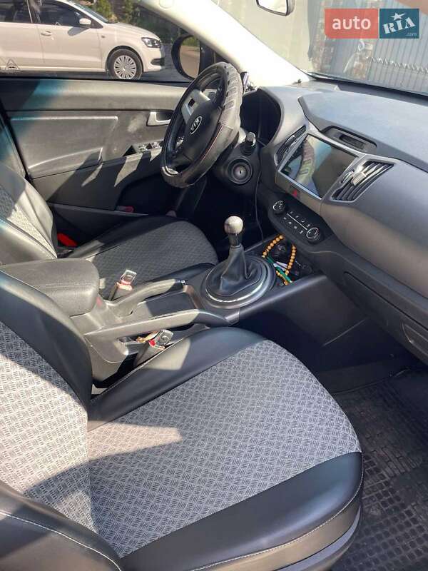 Позашляховик / Кросовер Kia Sportage 2013 в Сумах