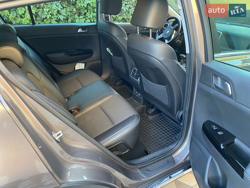 Позашляховик / Кросовер Kia Sportage 2018 в Черкасах