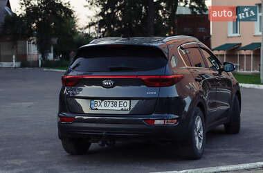 Внедорожник / Кроссовер Kia Sportage 2017 в Староконстантинове