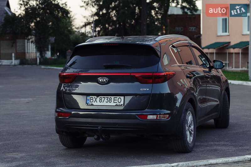 Внедорожник / Кроссовер Kia Sportage 2017 в Староконстантинове фото 9 Внедорожник / Кроссовер Kia Sportage 2017 в Староконстантинове
