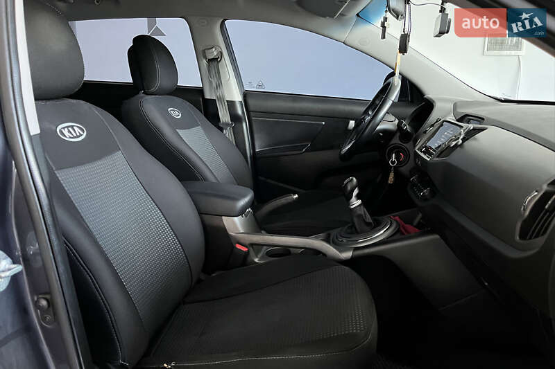 Внедорожник / Кроссовер Kia Sportage 2015 в Шептицькому