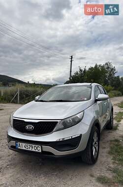 Позашляховик / Кросовер Kia Sportage 2015 в Львові