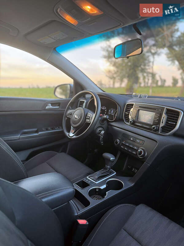Внедорожник / Кроссовер Kia Sportage 2017 в Каменском фото 6 Внедорожник / Кроссовер Kia Sportage 2017 в Каменском
