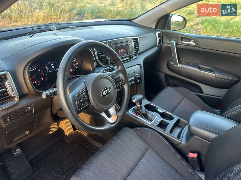 Внедорожник / Кроссовер Kia Sportage 2017 в Каменском фото 19 Внедорожник / Кроссовер Kia Sportage 2017 в Каменском