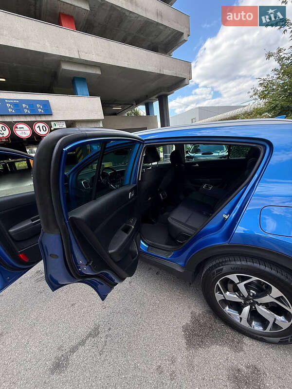 Внедорожник / Кроссовер Kia Sportage 2020 в Киеве