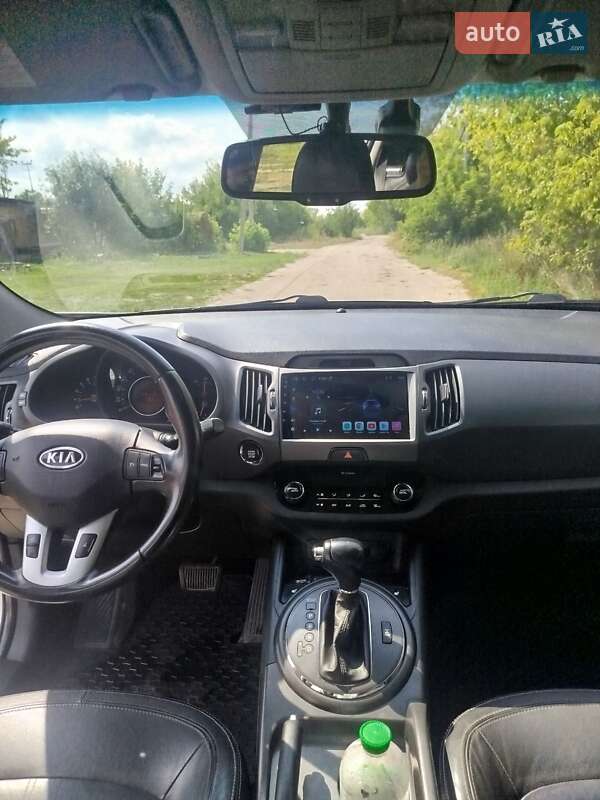 Внедорожник / Кроссовер Kia Sportage 2011 в Харькове