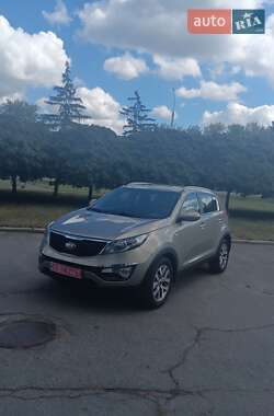 Внедорожник / Кроссовер Kia Sportage 2015 в Полтаве