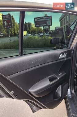 Позашляховик / Кросовер Kia Sportage 2021 в 