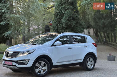 Позашляховик / Кросовер Kia Sportage 2012 в Луцьку