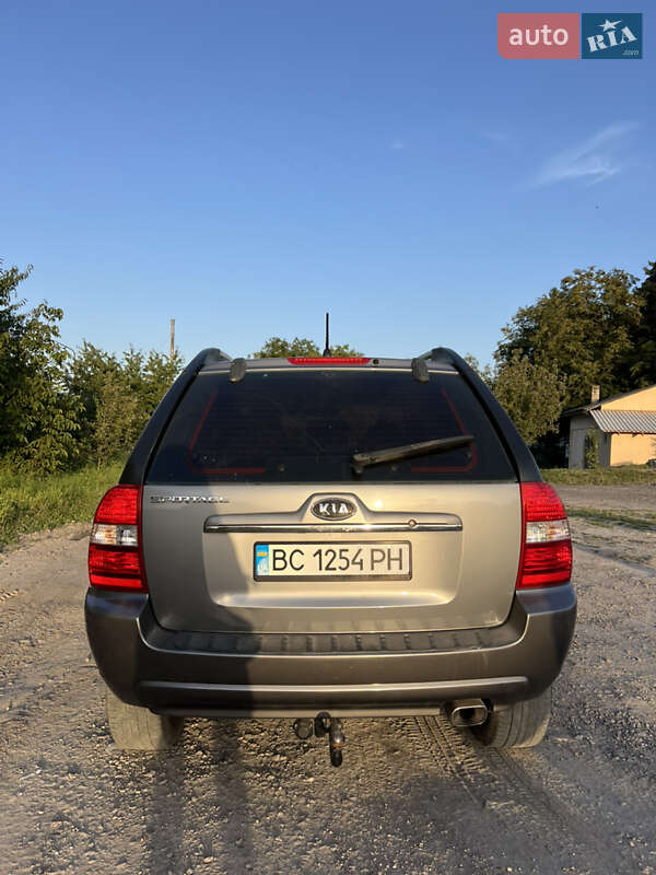 Внедорожник / Кроссовер Kia Sportage 2007 в Золочеве