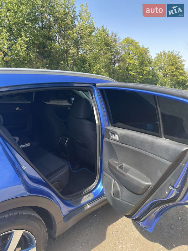 Внедорожник / Кроссовер Kia Sportage 2021 в Песчанке