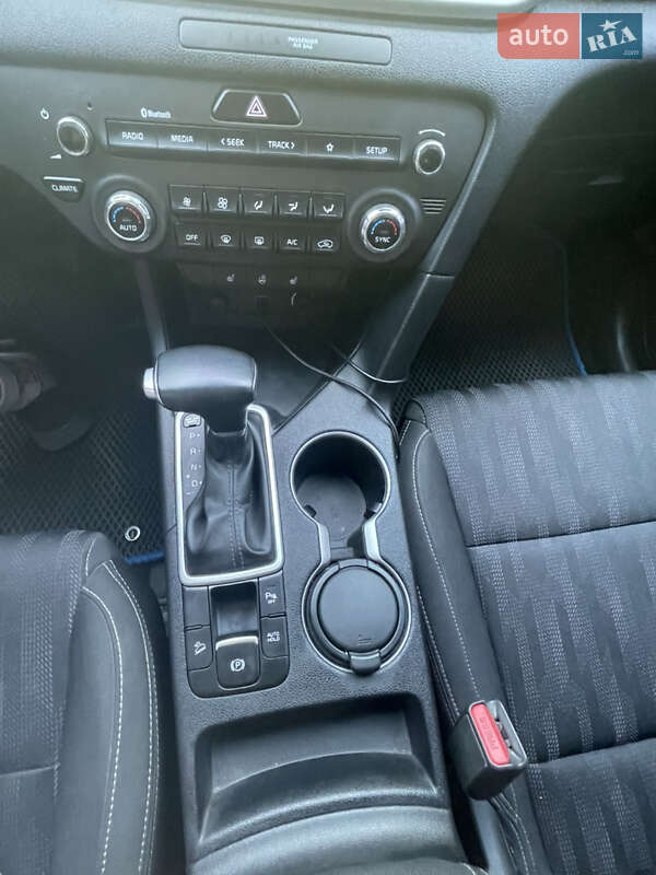 Внедорожник / Кроссовер Kia Sportage 2021 в Песчанке