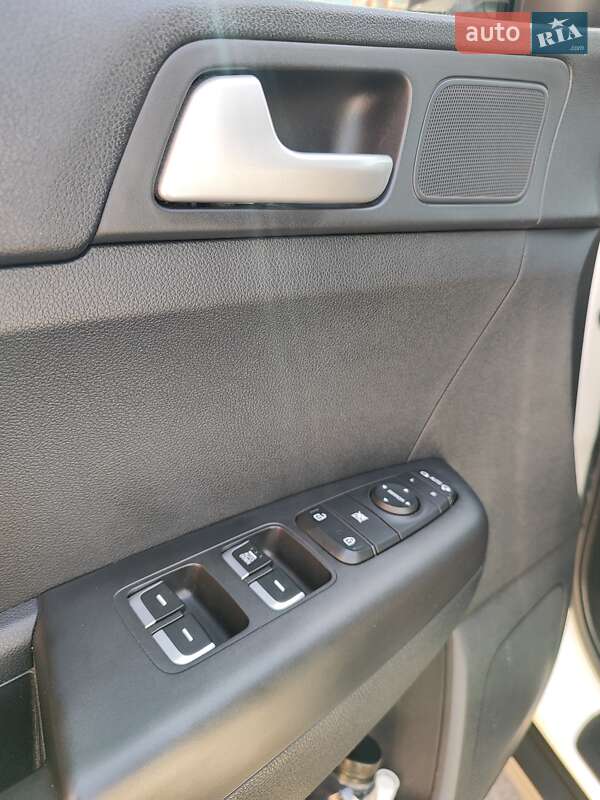 Внедорожник / Кроссовер Kia Sportage 2020 в Киеве