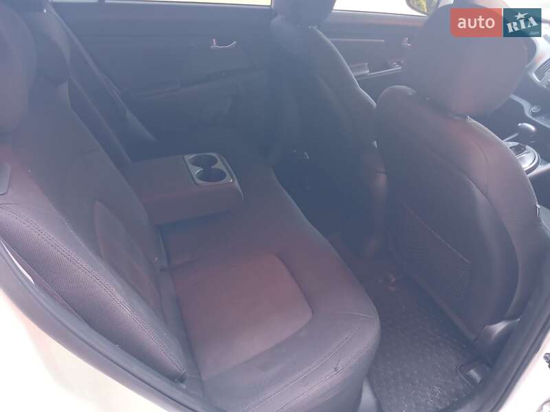 Внедорожник / Кроссовер Kia Sportage 2012 в Кривом Роге фото 26 Внедорожник / Кроссовер Kia Sportage 2012 в Кривом Роге