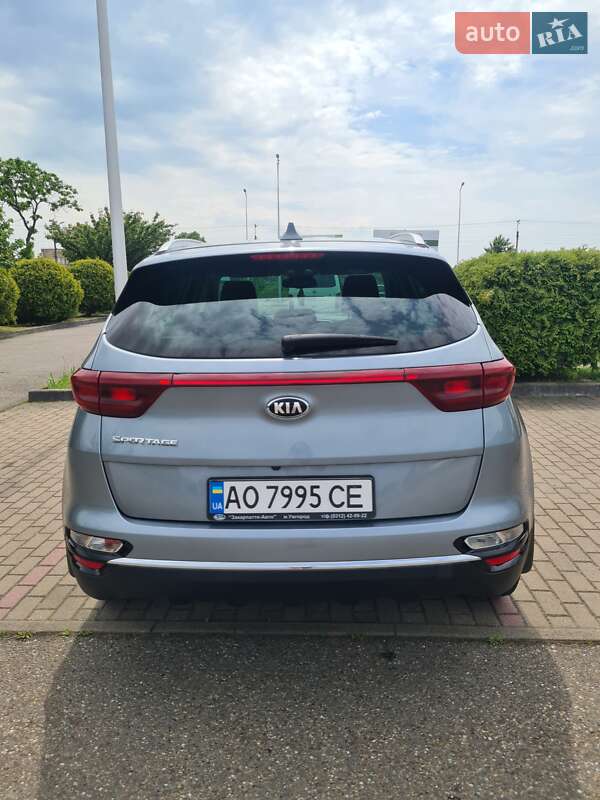 Внедорожник / Кроссовер Kia Sportage 2019 в Виноградове