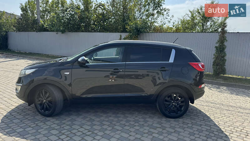 Внедорожник / Кроссовер Kia Sportage 2011 в Ивано-Франковске