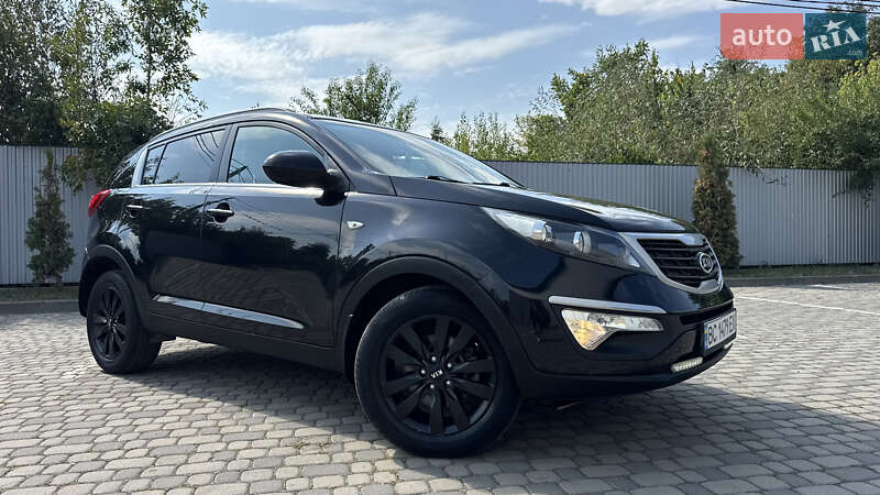 Внедорожник / Кроссовер Kia Sportage 2011 в Ивано-Франковске