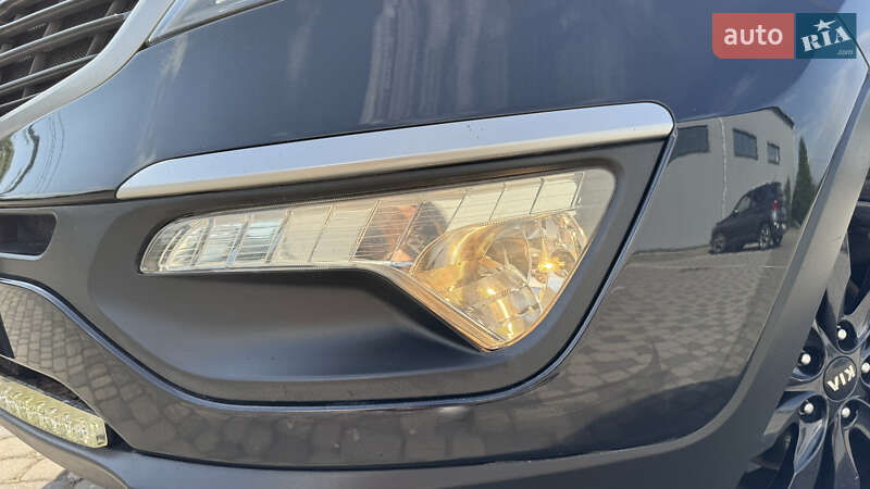 Внедорожник / Кроссовер Kia Sportage 2011 в Ивано-Франковске