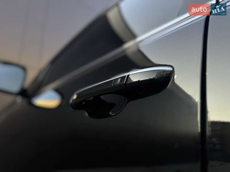 Позашляховик / Кросовер Kia Sportage 2017 в Києві