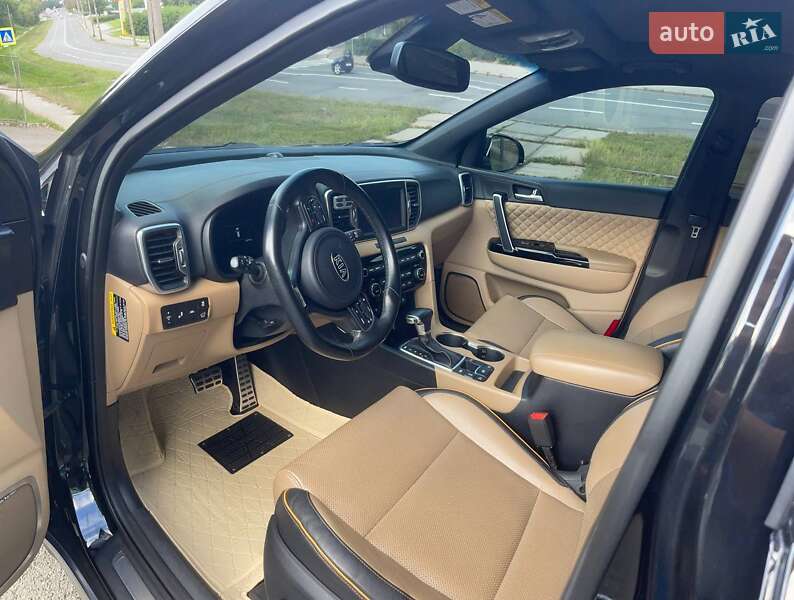Позашляховик / Кросовер Kia Sportage 2017 в Києві
