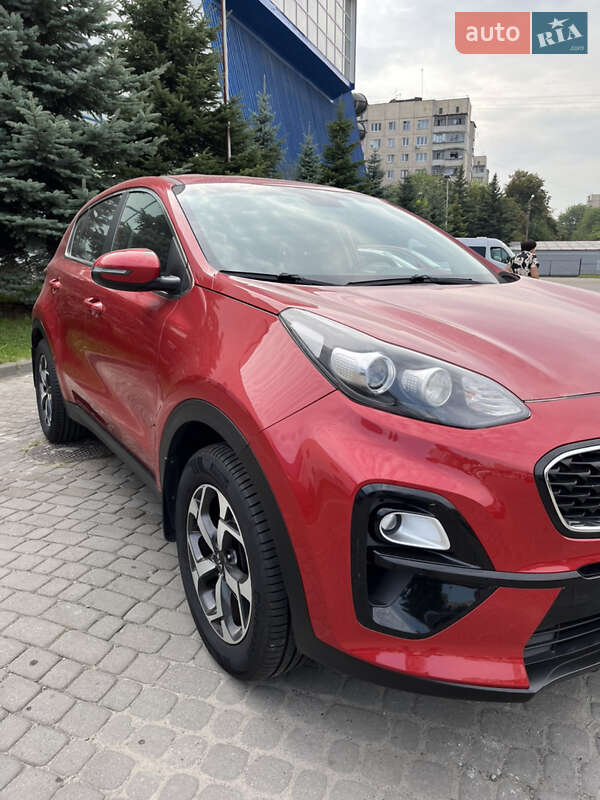 Позашляховик / Кросовер Kia Sportage 2018 в Львові