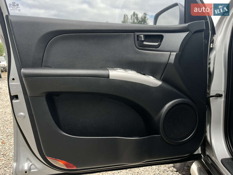 Позашляховик / Кросовер Kia Sportage 2007 в Харкові фото 11 Позашляховик / Кросовер Kia Sportage 2007 в Харкові