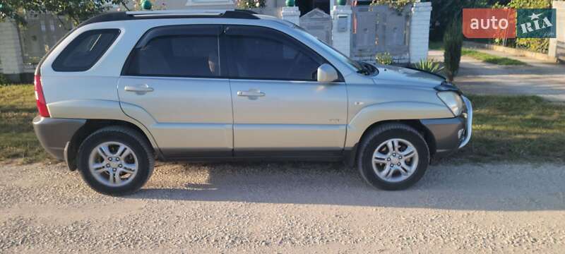Позашляховик / Кросовер Kia Sportage 2006 в Чемерівцях
