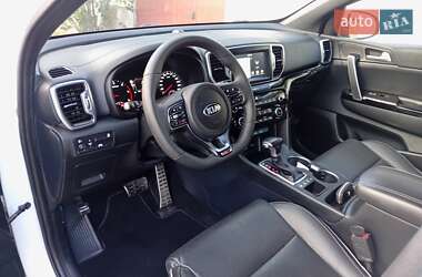 Позашляховик / Кросовер Kia Sportage 2017 в Чернівцях