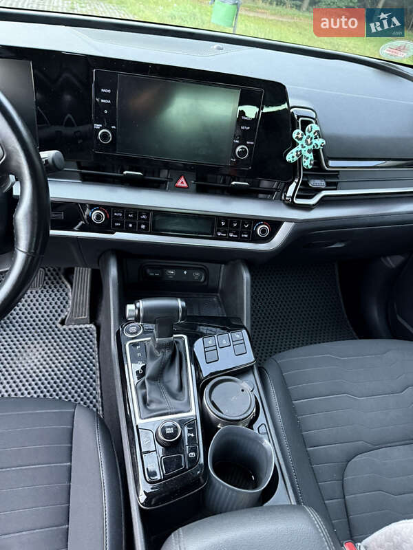 Внедорожник / Кроссовер Kia Sportage 2023 в Киеве