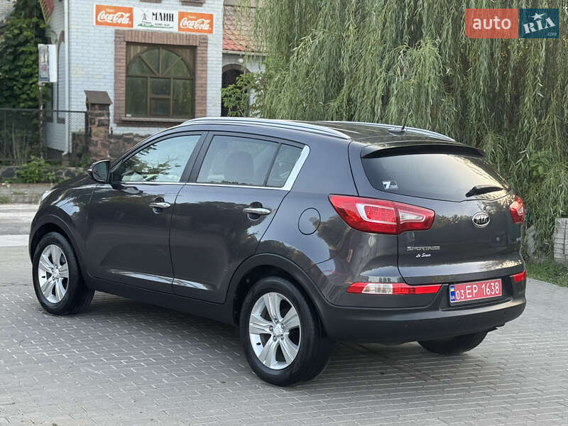 Позашляховик / Кросовер Kia Sportage 2011 в Радивиліві