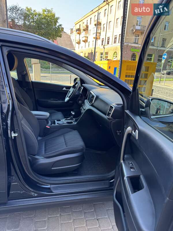 Внедорожник / Кроссовер Kia Sportage 2018 в Львове