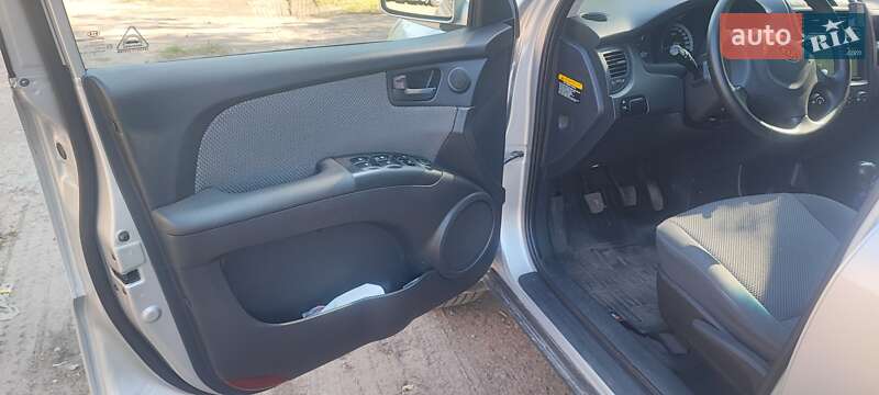 Внедорожник / Кроссовер Kia Sportage 2010 в Глухове фото 7 Внедорожник / Кроссовер Kia Sportage 2010 в Глухове