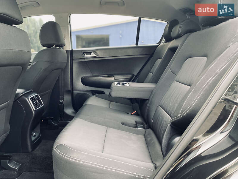 Внедорожник / Кроссовер Kia Sportage 2018 в Киеве