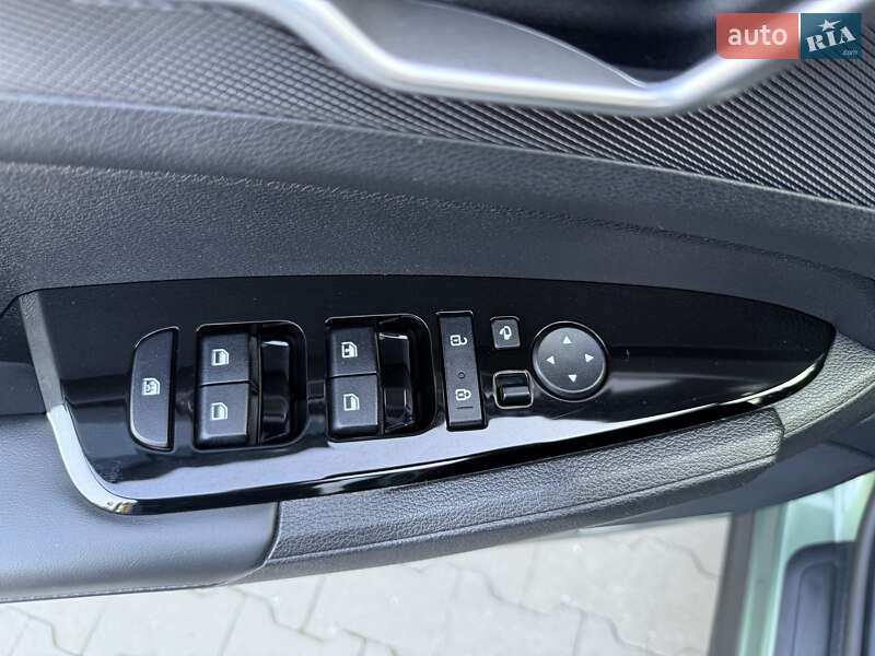 Внедорожник / Кроссовер Kia Sportage 2022 в Киеве