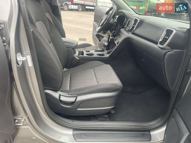 Позашляховик / Кросовер Kia Sportage 2017 в Вінниці