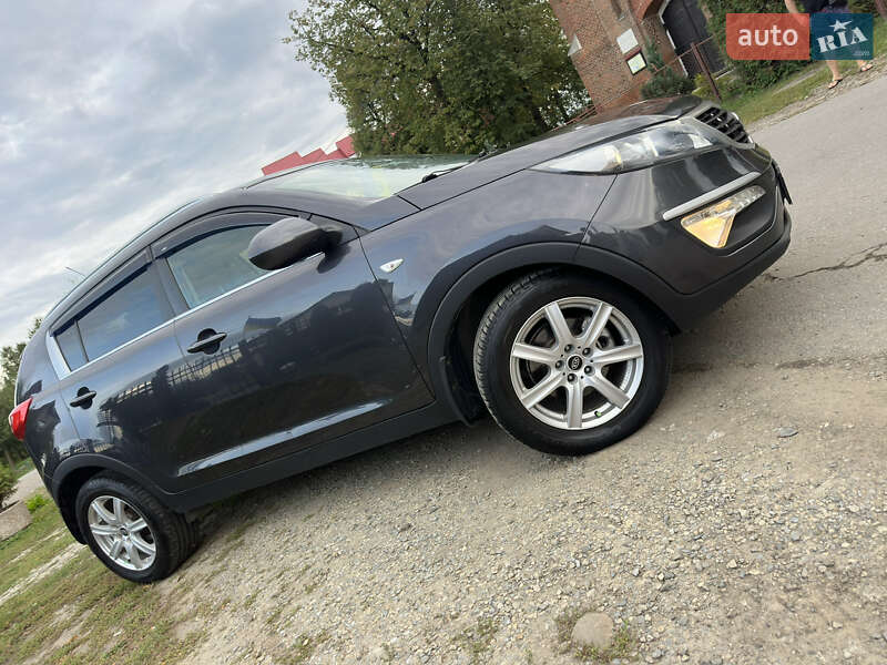 Внедорожник / Кроссовер Kia Sportage 2012 в Ивано-Франковске