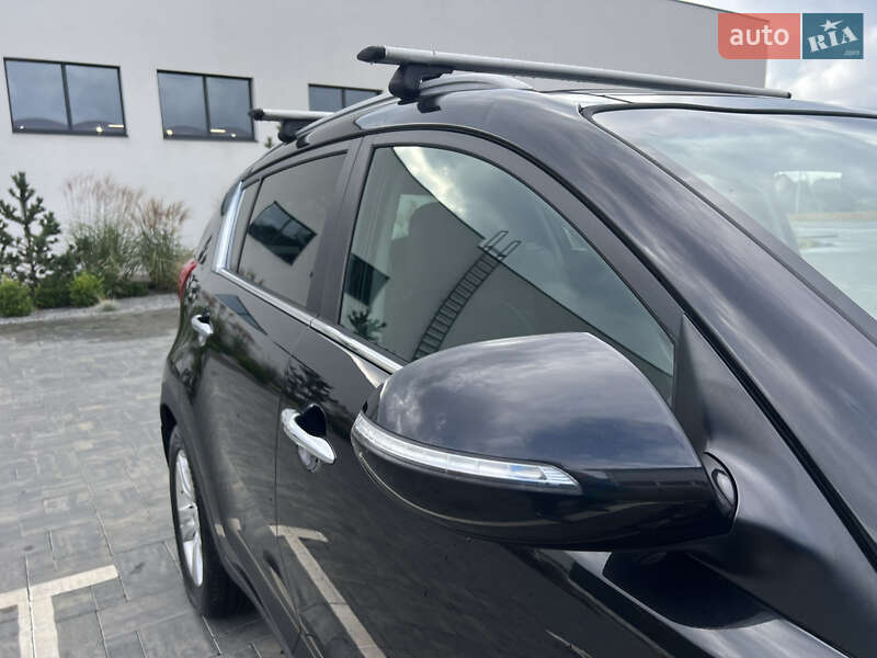 Внедорожник / Кроссовер Kia Sportage 2013 в Старой Выжевке