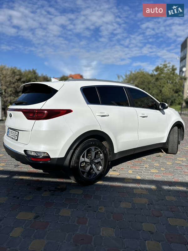 Внедорожник / Кроссовер Kia Sportage 2021 в Тернополе