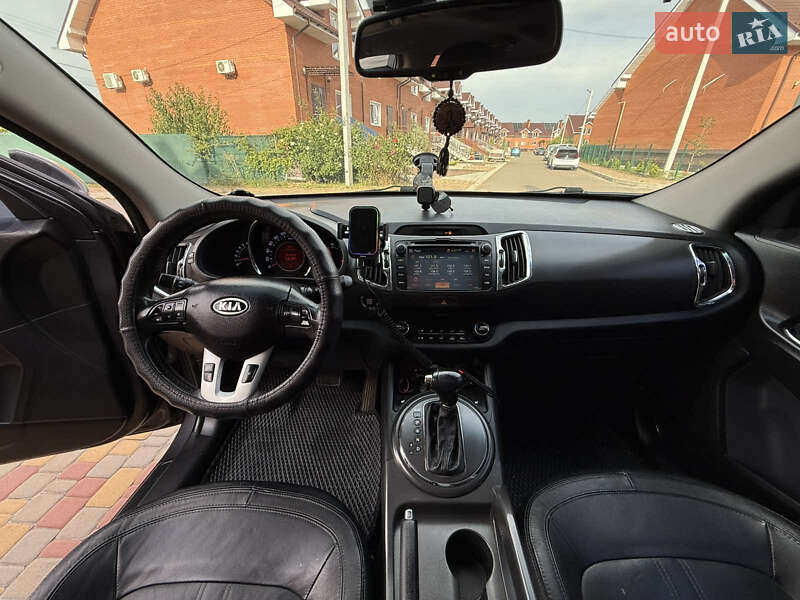 Позашляховик / Кросовер Kia Sportage 2012 в Борисполі