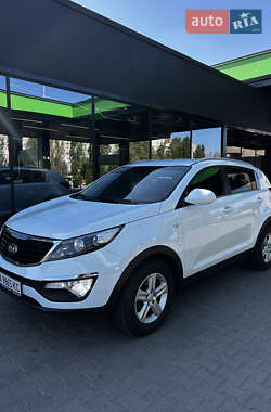 Позашляховик / Кросовер Kia Sportage 2015 в Черкасах
