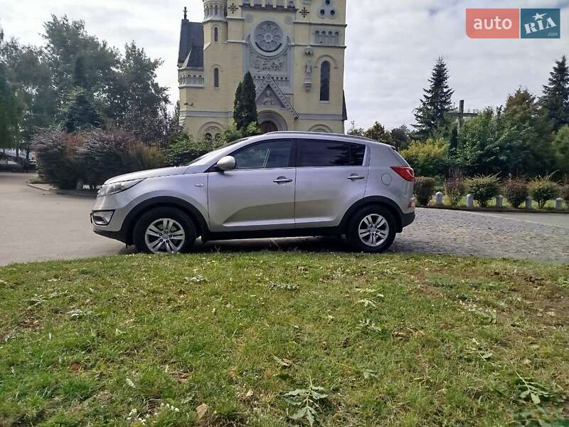 Внедорожник / Кроссовер Kia Sportage 2012 в Фастове