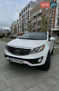 Внедорожник / Кроссовер Kia Sportage 2014 в Самборе
