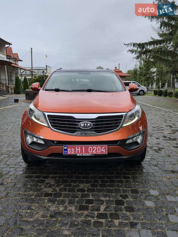 Позашляховик / Кросовер Kia Sportage 2012 в Золочеві